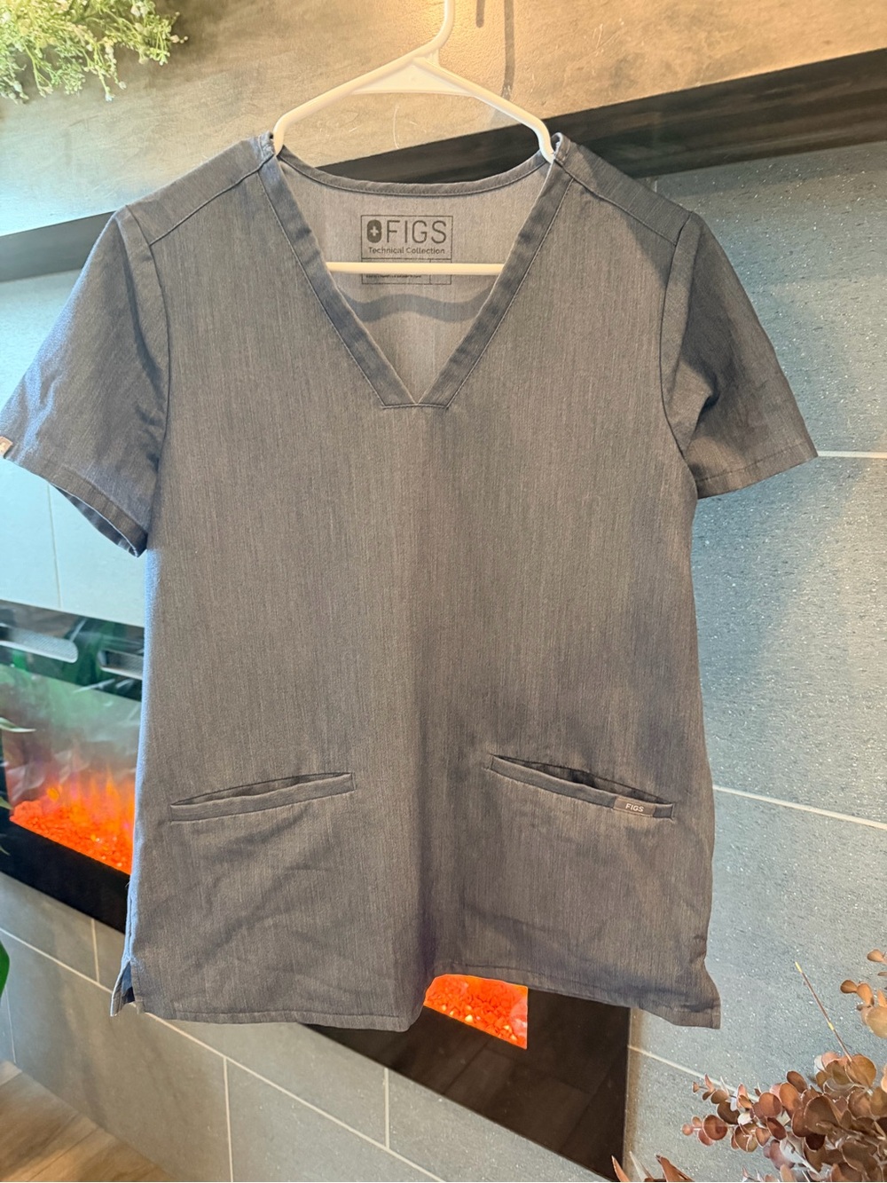 FIGS women’s Short Sleeve V-Neck Top in Denim Blue